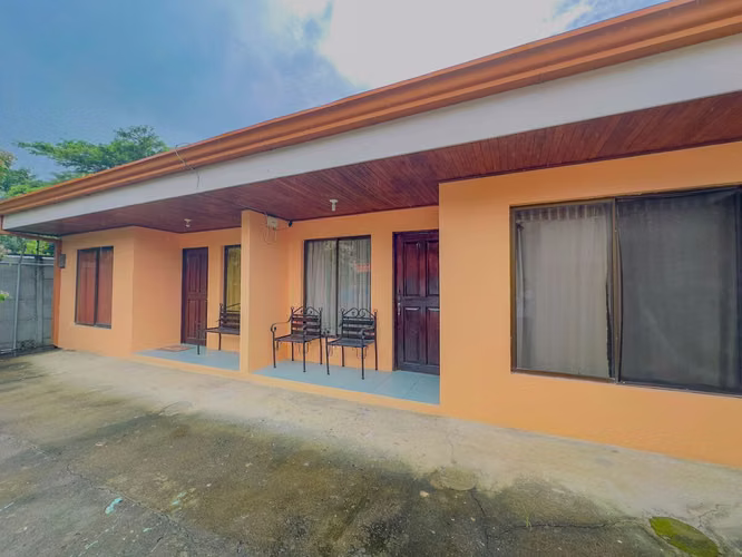 Iguana Rentals | Complejo propio sin HOA, 5 habitaciones - Imagen 4