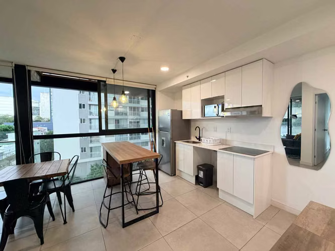 Venta de apartamento en Sky Garden con amplia vista e iluminación - Imagen 6