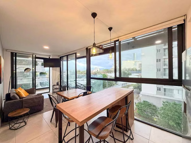 Venta de apartamento en Sky Garden con amplia vista e iluminación - Imagen 7
