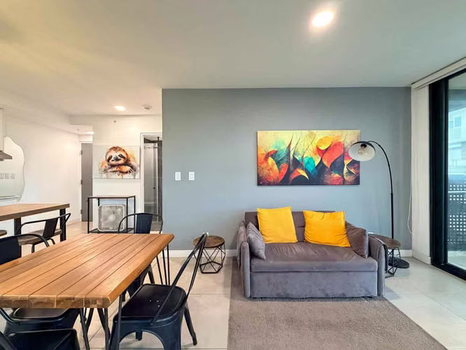 Venta de apartamento en Sky Garden con amplia vista e iluminación - Imagen 10