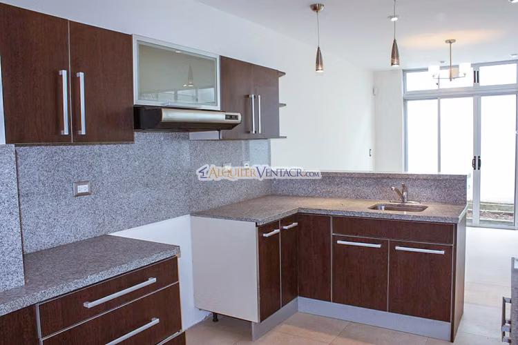 TREJOS MONTEALEGRE ESCAZU! PROPIEDAD CON 2 CASAS CONTEMPORANEAS - Imagen 5