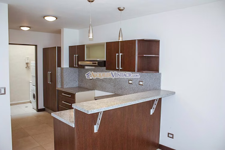 TREJOS MONTEALEGRE ESCAZU! PROPIEDAD CON 2 CASAS CONTEMPORANEAS - Imagen 4