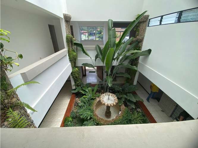 CASA INDEPENDIENTE EN VENTA con hermosa vista | ESCAZÚ - Imagen 15