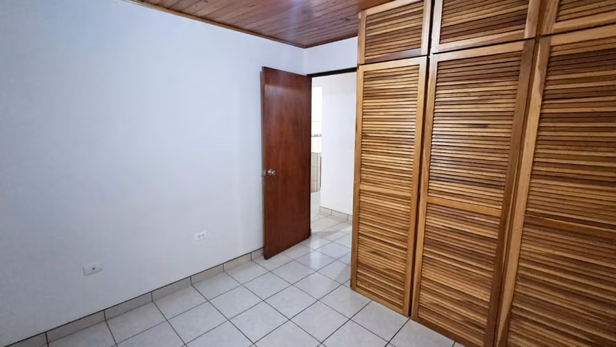Alquiler de Apartamento de 2 habitaciones en San Pedro-1 - Imagen 8
