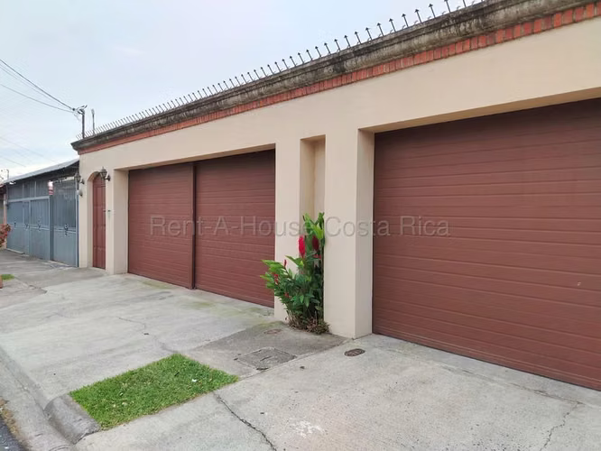 Alquiler de Casa en Belén-La Ribera.