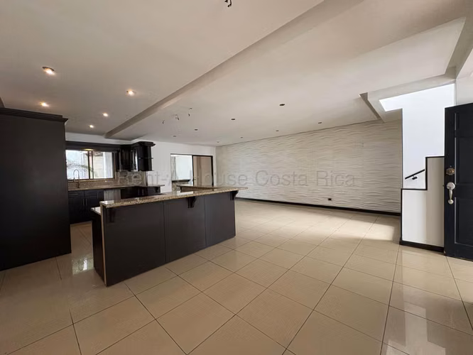 Venta de casa en Pozos Santa Ana - Imagen 3