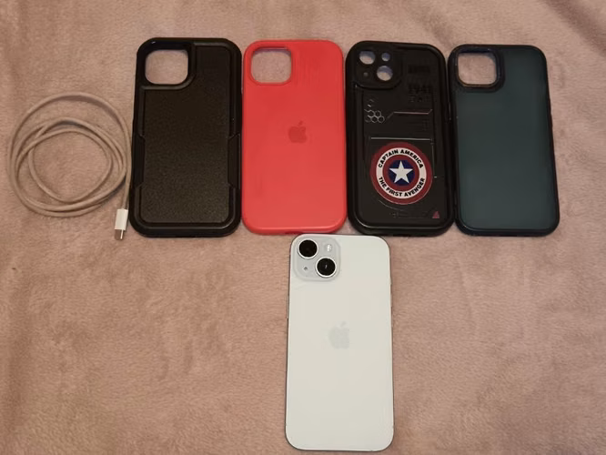 iPhone 15,128GB