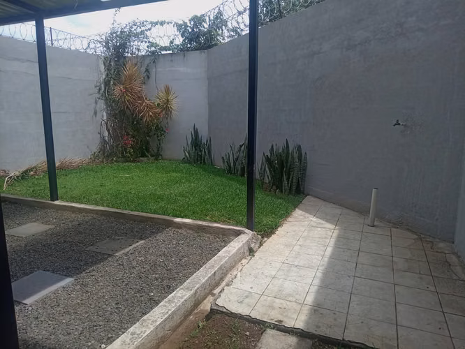 SE ALQUILA CASA EN SAN FRANCISCO DE HEREDIA, CERCA DE OXIGENO - Imagen 14