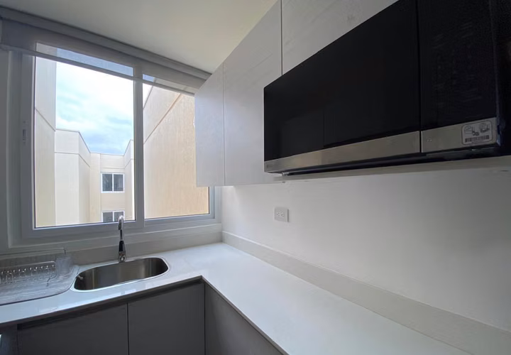ALQUILER APARTAMENTO AMOBLADO $ 1.350 SAN RAFAEL DE ALAJUELA - Imagen 2
