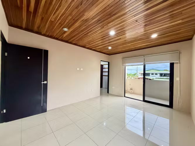 Casa en alquiler en San Isidro de Heredia - Imagen 12