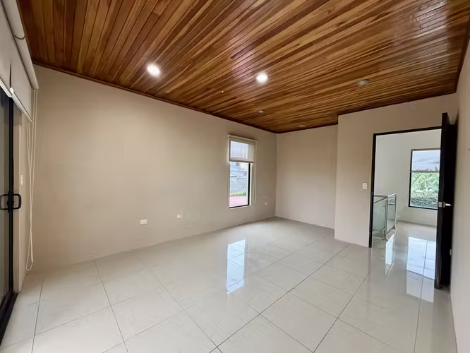 Casa en alquiler en San Isidro de Heredia - Imagen 13