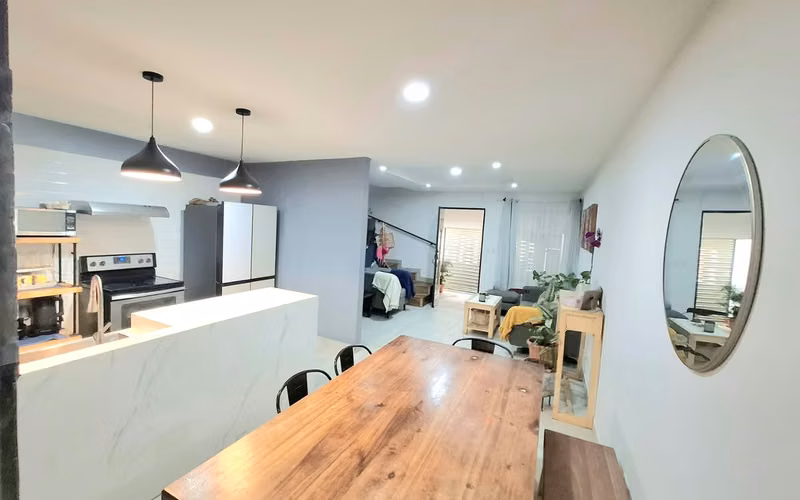 Venta de Casa en Curridabat Granadilla, San José 18293 - Imagen 1