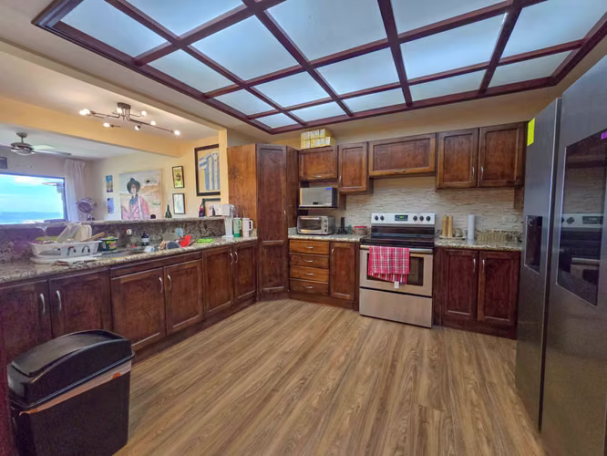 APARTAMENTO CON VISTA DE 3 HABIT. EN GUACHIPELIN ESCAZU - Imagen 18