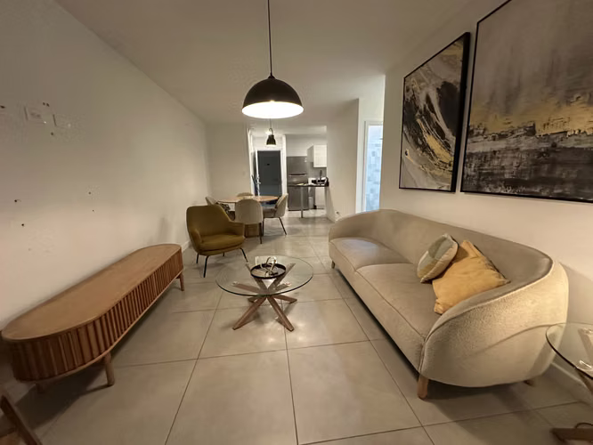 Alquilo  Apartamento amueblado con terraza y balcón /  Monte Alto Curridabat