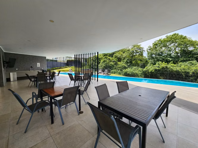 Lindora 43, hermosa, nueva, 3 hab, A/C, 2.5 baños, terraza, amplio patio, amenidades. - Imagen 16