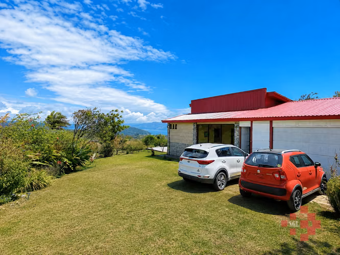 Casa amueblada en alquiler, con vista al Lago Arenal y al Volca, Tilaran.