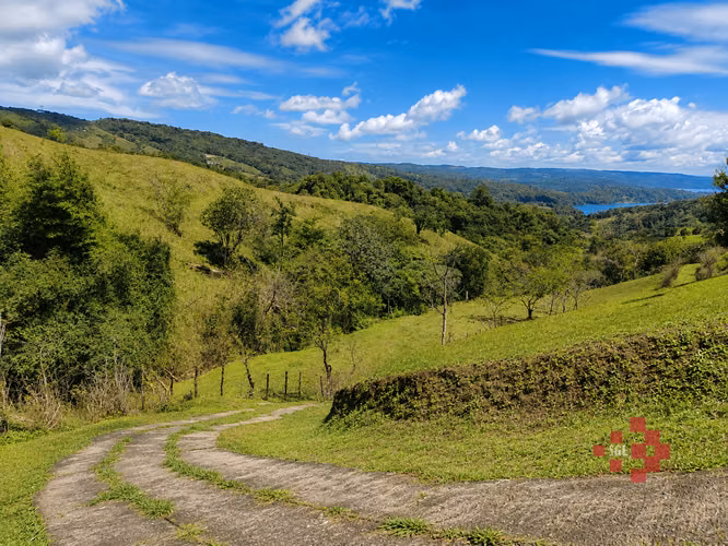 Casa amueblada en alquiler, con vista al Lago Arenal y al Volca, Tilaran.