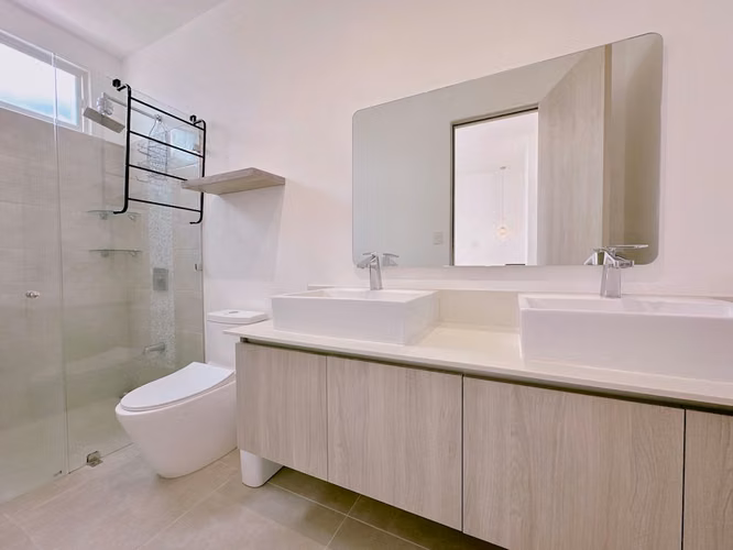 ALQUILER CASA CON LÍNEA BLANCA, CONDOMINIO LA ARBOLEDA, BELÉN, HEREDIA - Imagen 11