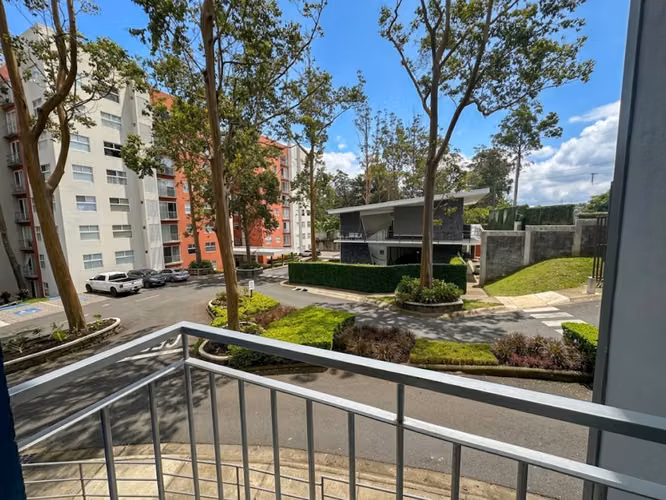 Apartamento de 3 habitaciones en Condominio Los Eucaliptos - Imagen 12