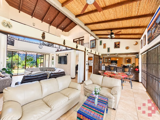 Casa de Lujo en Venta en Hacienda Los Reyes, La Guácima - Imagen 8