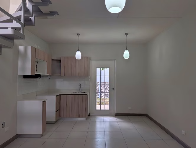 Alquiler de Casa en Condominio Nova, San Miguel de Desamparados | 2 Hab + Patio - Imagen 4