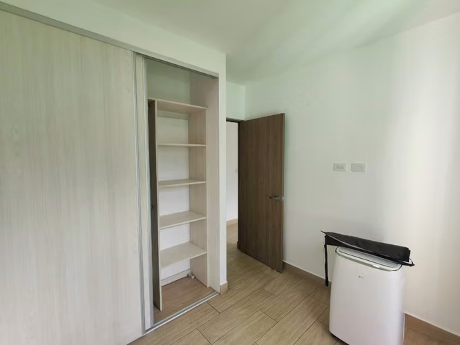 Se alquila hermosa casa con línea blanca en Guachipelín de Escazú. - Imagen 16