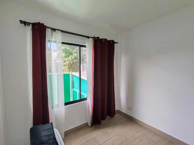 Se alquila hermosa casa con línea blanca en Guachipelín de Escazú. - Imagen 15