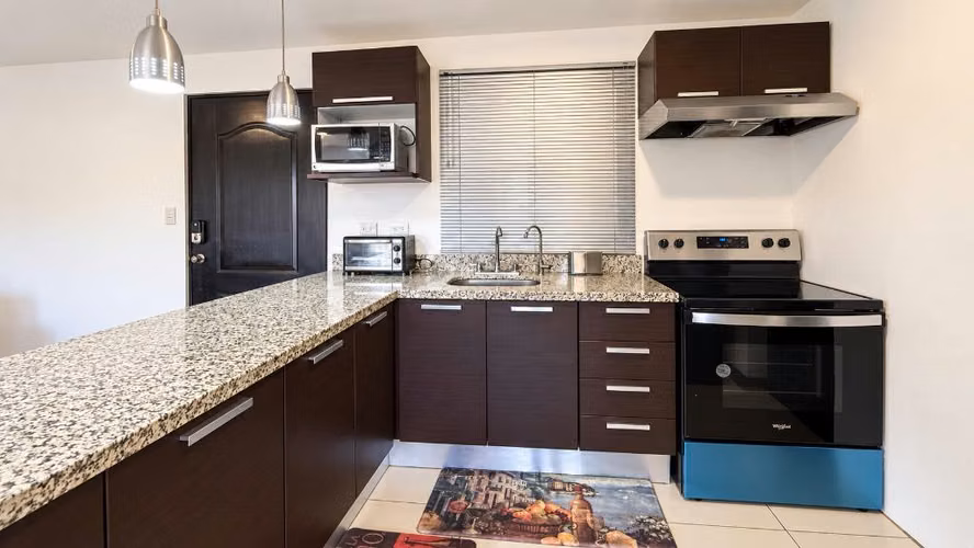 ALQUILER DE APARTAMENTO AMUEBLADO Y EQUIPADO EN TORRES DEL SOL, TRES RÍOS