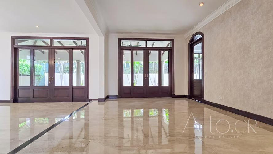 RESIDENCIA COLONIAL EN VALLE DEL SOL   |   4 HABITACIONES   |  450m² - Imagen 3