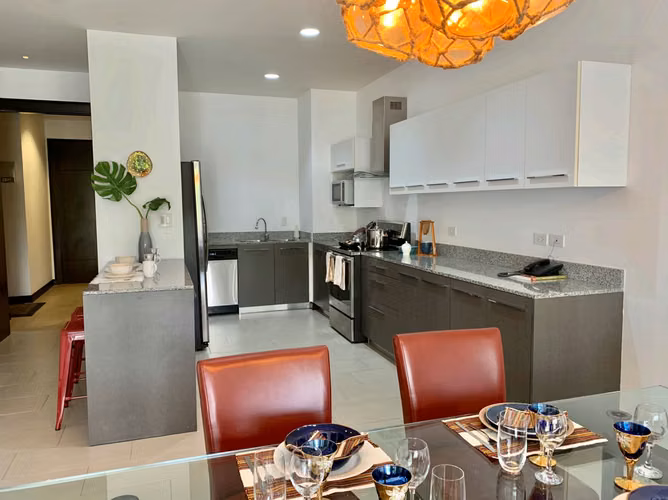 Viva Residences por PACO, hermoso-amplio-lujo, 182m2, 3 hab, 2.5 baños, balcon, amenidades. - Imagen 2