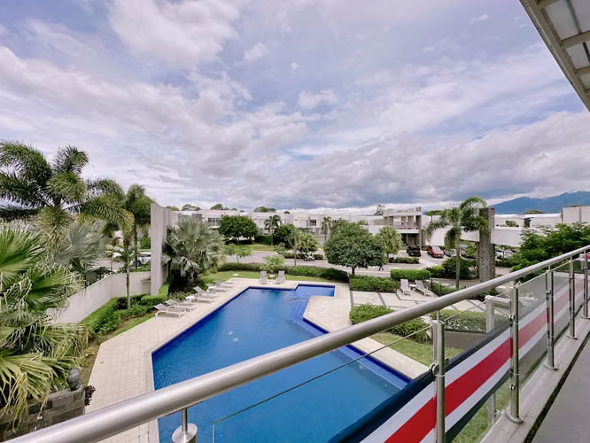 HERMOSA Y MODERNA CASA EN ALQUILER CON LINEA BLANCA, RIBERA DE BELEN - Imagen 16