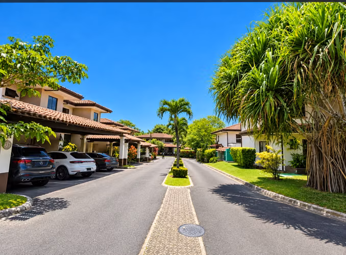 Hermosa casa 2 hab Santa Ana, con opción de alquilar $1400 - Imagen 12