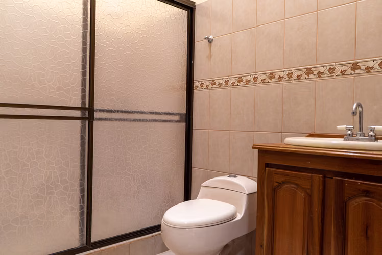 Se Alquila Casa en Ulloa de Heredia - 3 Hab/2.5 Baños - Patio y 2 Parqueos