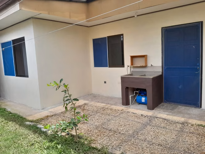 Alquilo casa en Condominio la Rueda, Guarco de Cartago