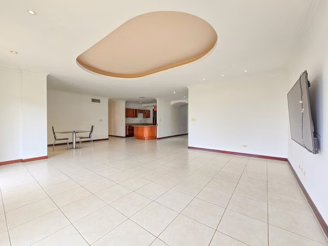 Apartamento de 219 m2 de 3 habit. + oficina y vista en San Rafael Escazú - Imagen 3