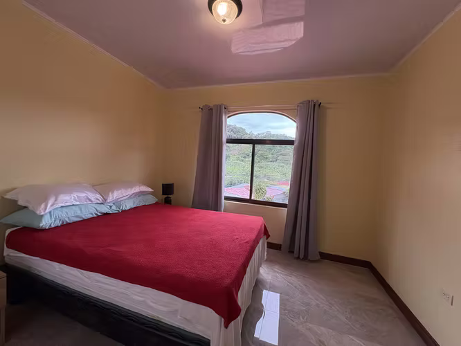 Exclusiva Residencia con piscina climatizada y vistas a la montaña - San Grabriel de Aserrí - Imagen 13