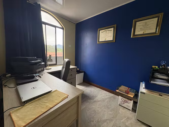 Exclusiva Residencia con piscina climatizada y vistas a la montaña - San Grabriel de Aserrí - Imagen 9
