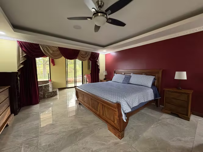 Exclusiva Residencia con piscina climatizada y vistas a la montaña - San Grabriel de Aserrí - Imagen 5