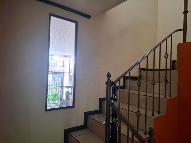 CASA EN MATA DE PLÁTANO | 200 m² + TERRAZAS + OPCIÓN DE 3 HABITACIONES | $194.000 - Imagen 8