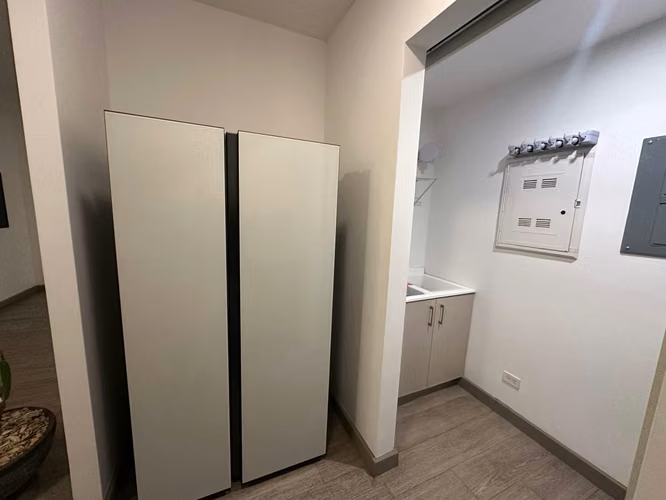 Apartamento en Santa Ana | Piscina, Gym y 2 parqueos - Imagen 10