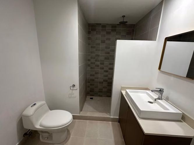 Apartamento en Santa Ana | Piscina, Gym y 2 parqueos - Imagen 6