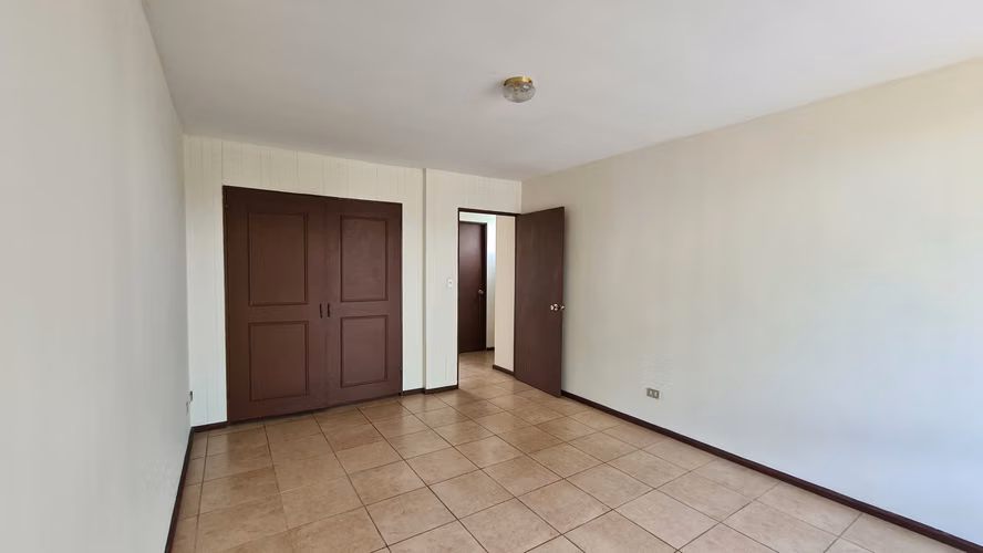 Alquiler Casa para Oficinas o Academia | Cerca U. Latina, UCR y Fidelitas | San Pedro Montes de Oca - Imagen 19