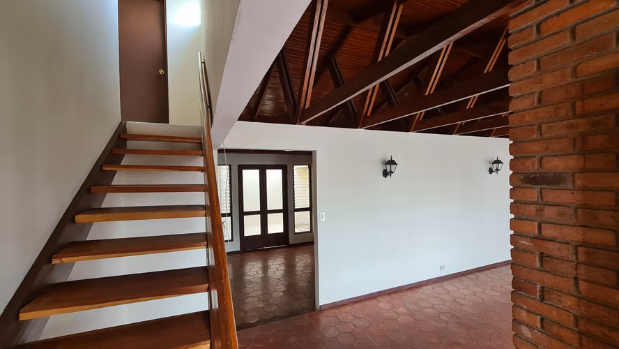 Alquiler Casa para Oficinas o Academia | Cerca U. Latina, UCR y Fidelitas | San Pedro Montes de Oca - Imagen 16