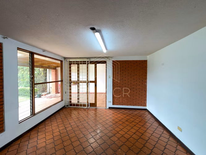  Casa Amplia en Alquiler – San Pedro, Montes de Oca (cerca de UCR y Mall San Pedro) - Imagen 8