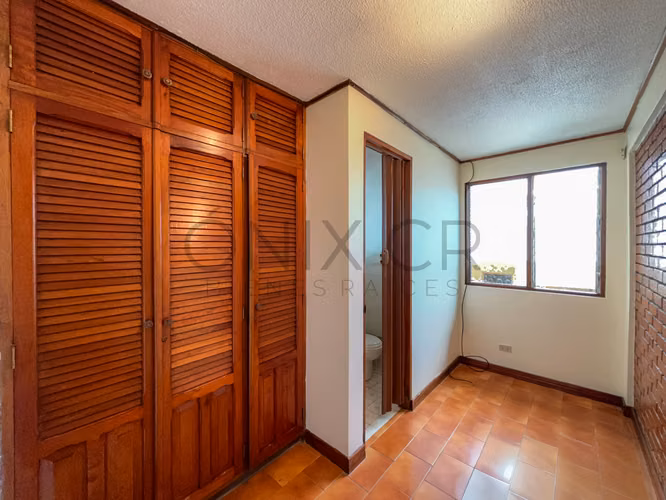 Casa en Alquiler en Sabanilla de Montes de Oca | Amplia Terraza y Excelente Ubicación