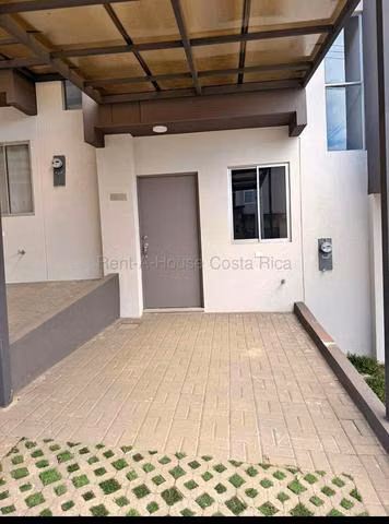 Alquiler de Casa en Desamparados-San José.