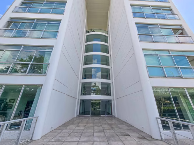 Apartamento en 1er nivel con terraza grande en Bello Horizonte Escazú - Imagen 15