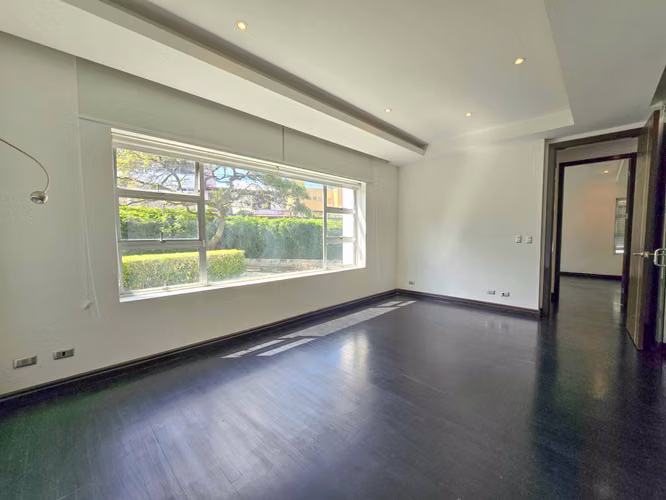 Apartamento en 1er nivel con terraza grande en Bello Horizonte Escazú - Imagen 12
