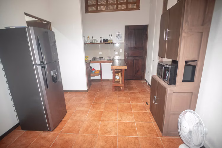 2037 / Alquiler / Lomas de Ayarco / Amueblado / Servicios incluidos - Imagen 6