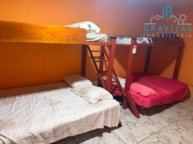 Ventas de propiedad con casa frente a playa Blanca, Puntarenas 3750m2 ID 2040